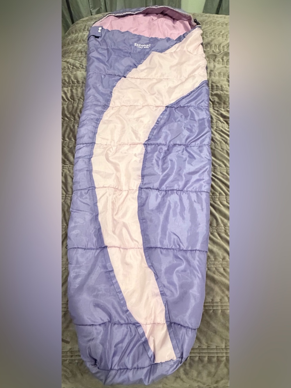 Kid’s Eureka Lavender and Light Pink Curved-Panel Sleeping Bag